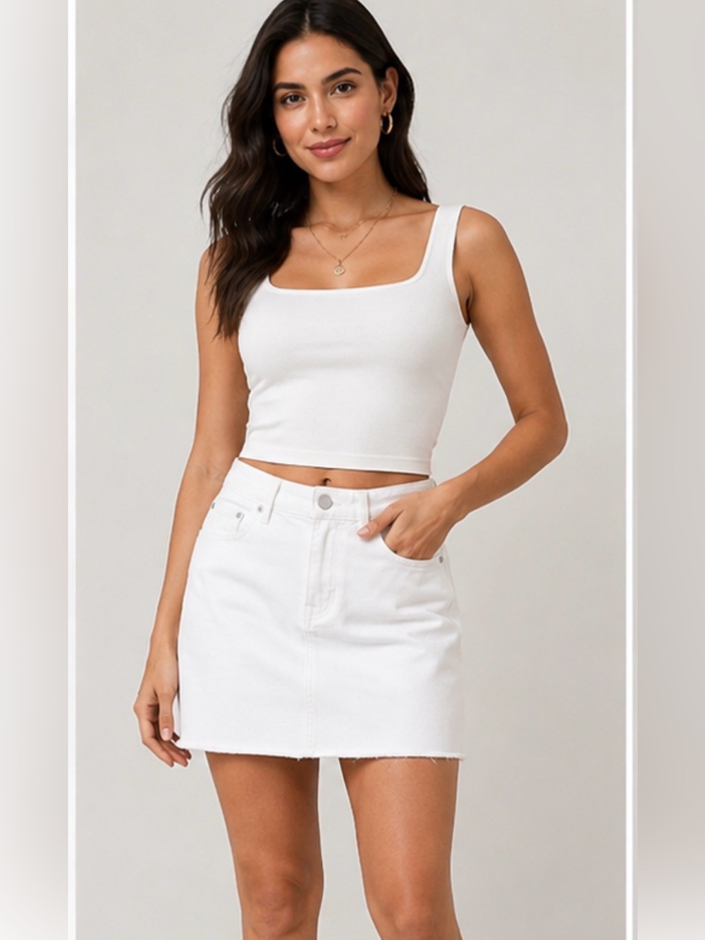 Vineyard Vines White Denim Mini Skirt size 2